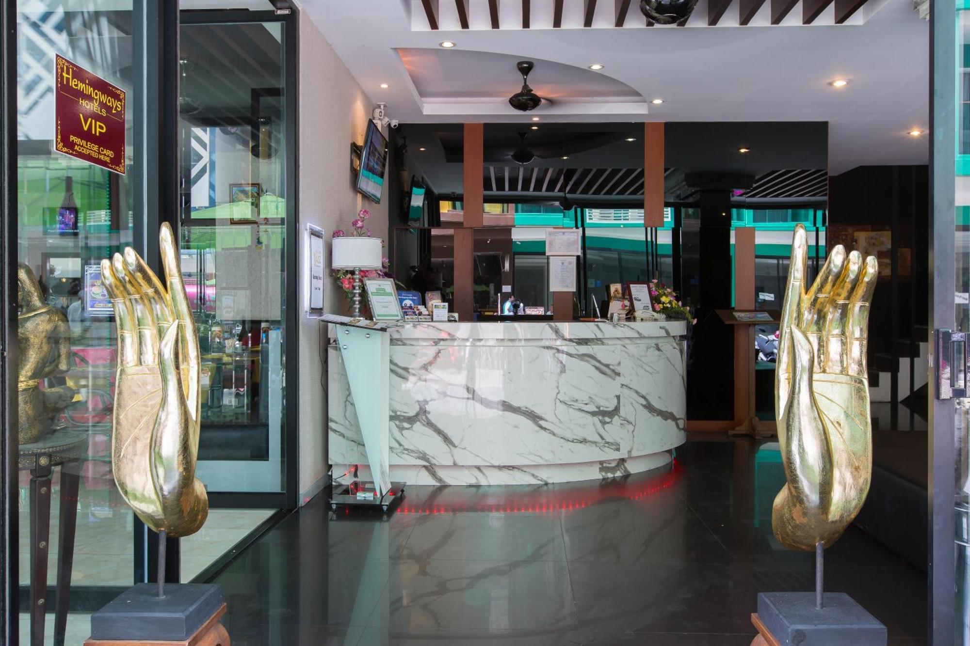 Hemingways Silk Hotel Patong ภายนอก รูปภาพ